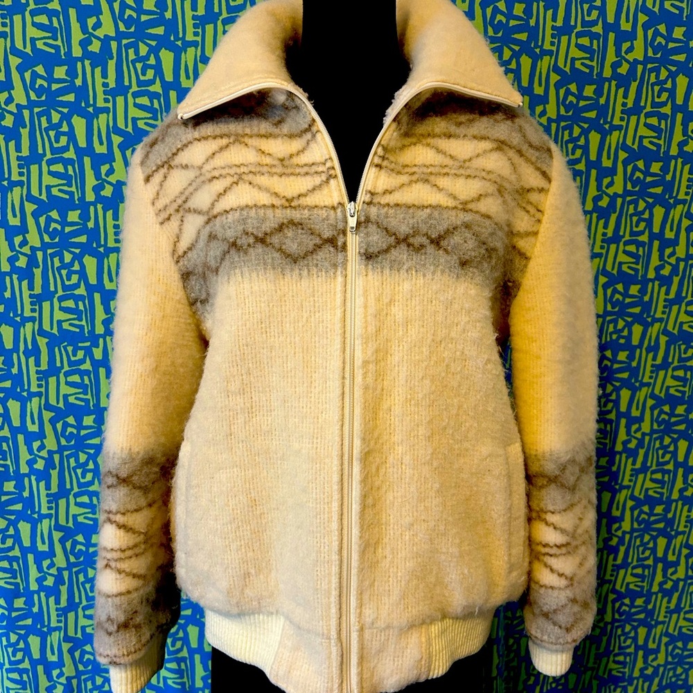 Cozy Cream and Gray Zip-Up Sweater